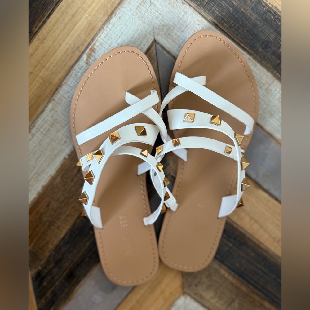 Nine West Womens Cerri Faux Leather Studded Slide Sandals